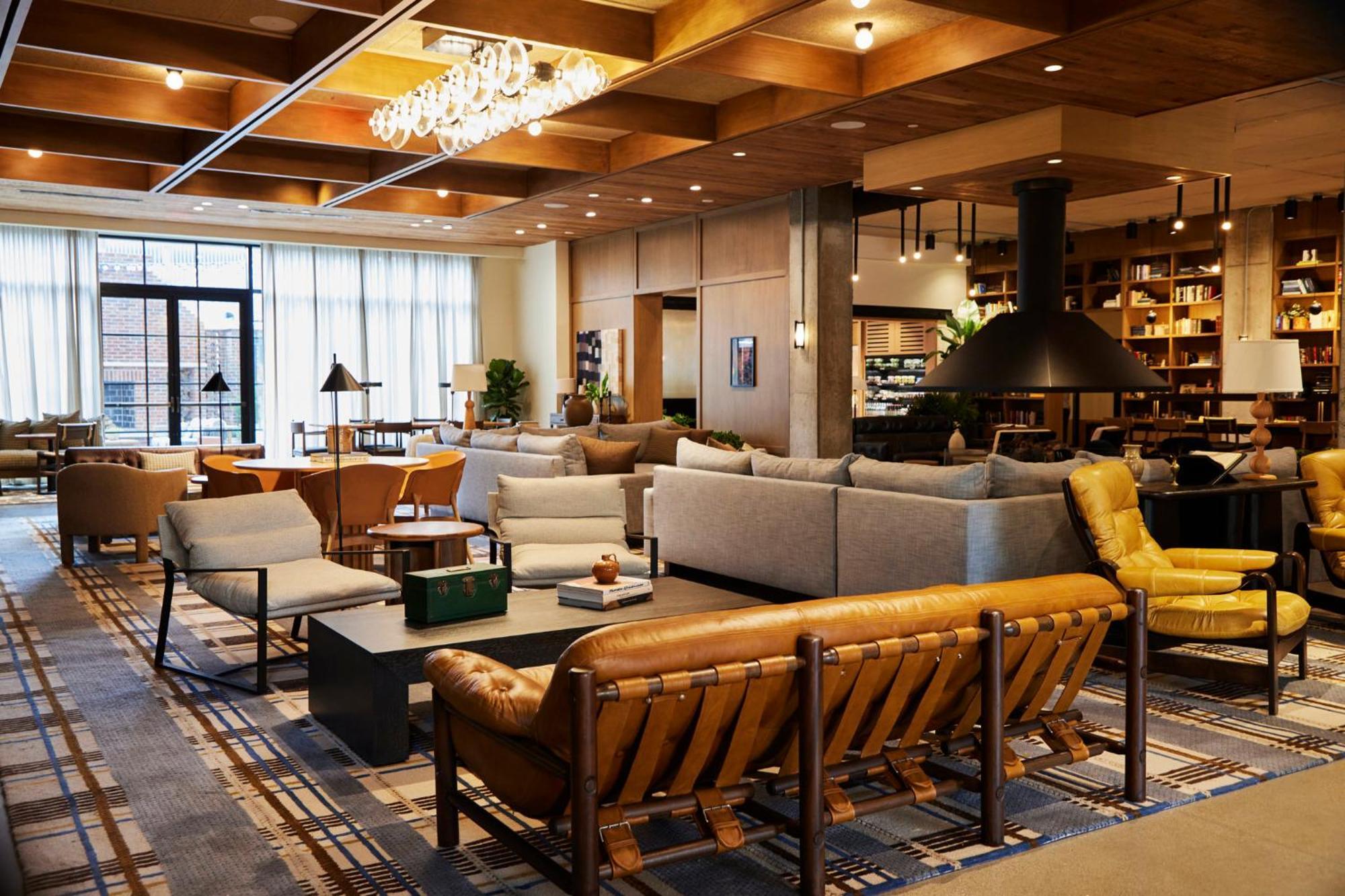 Hotel The Junto *